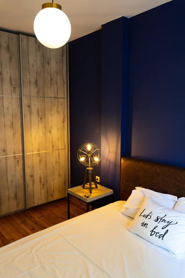 Cozy Modern Apartment Inside The City Center テッサロニキ エクステリア 写真